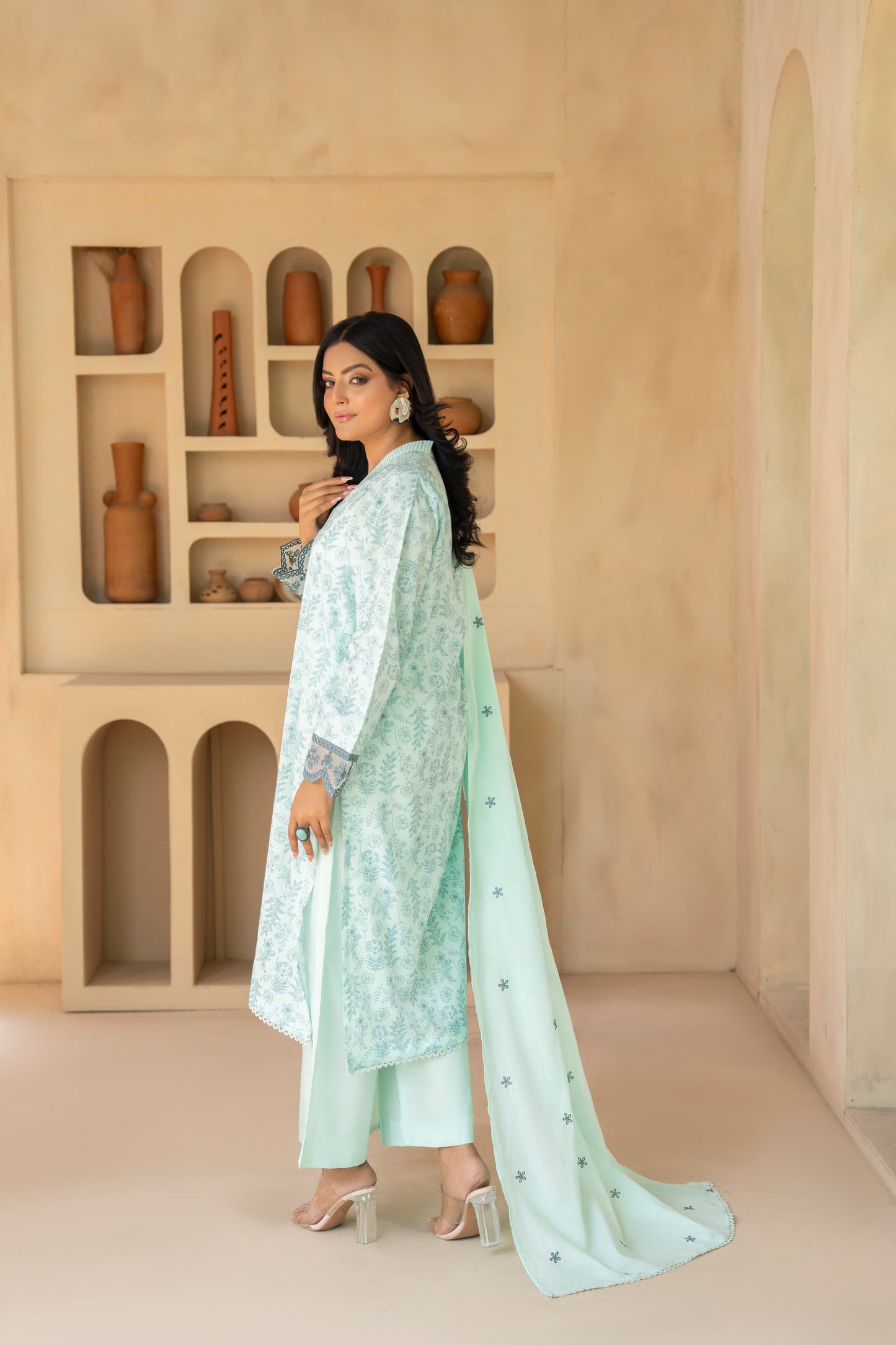 Elegant Aqua 3-Piece Lawn Suit with Embroidered Dupatta| ZM-19