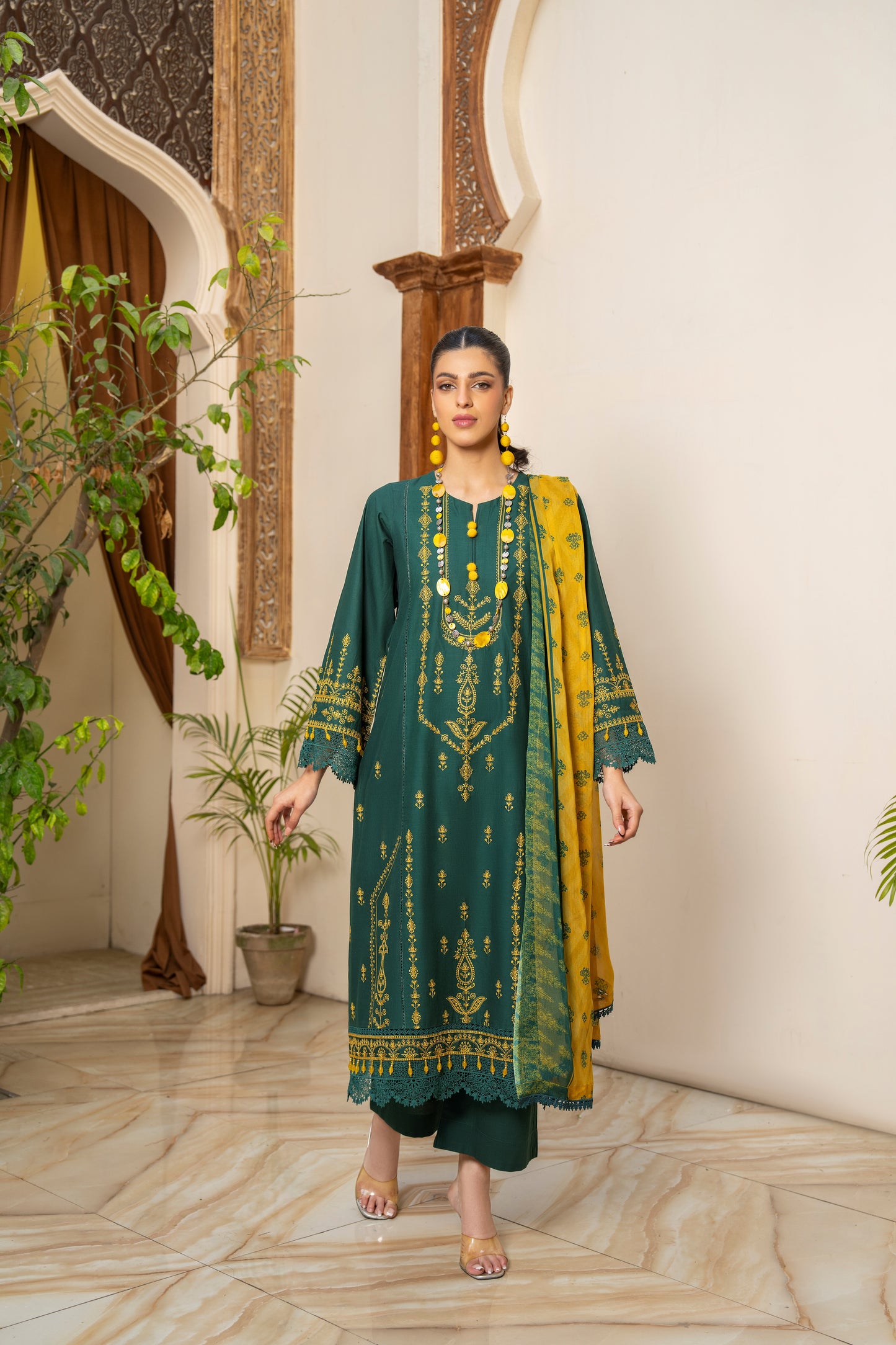 3 PIECE EMBROIDERED SUIT | ZM-03