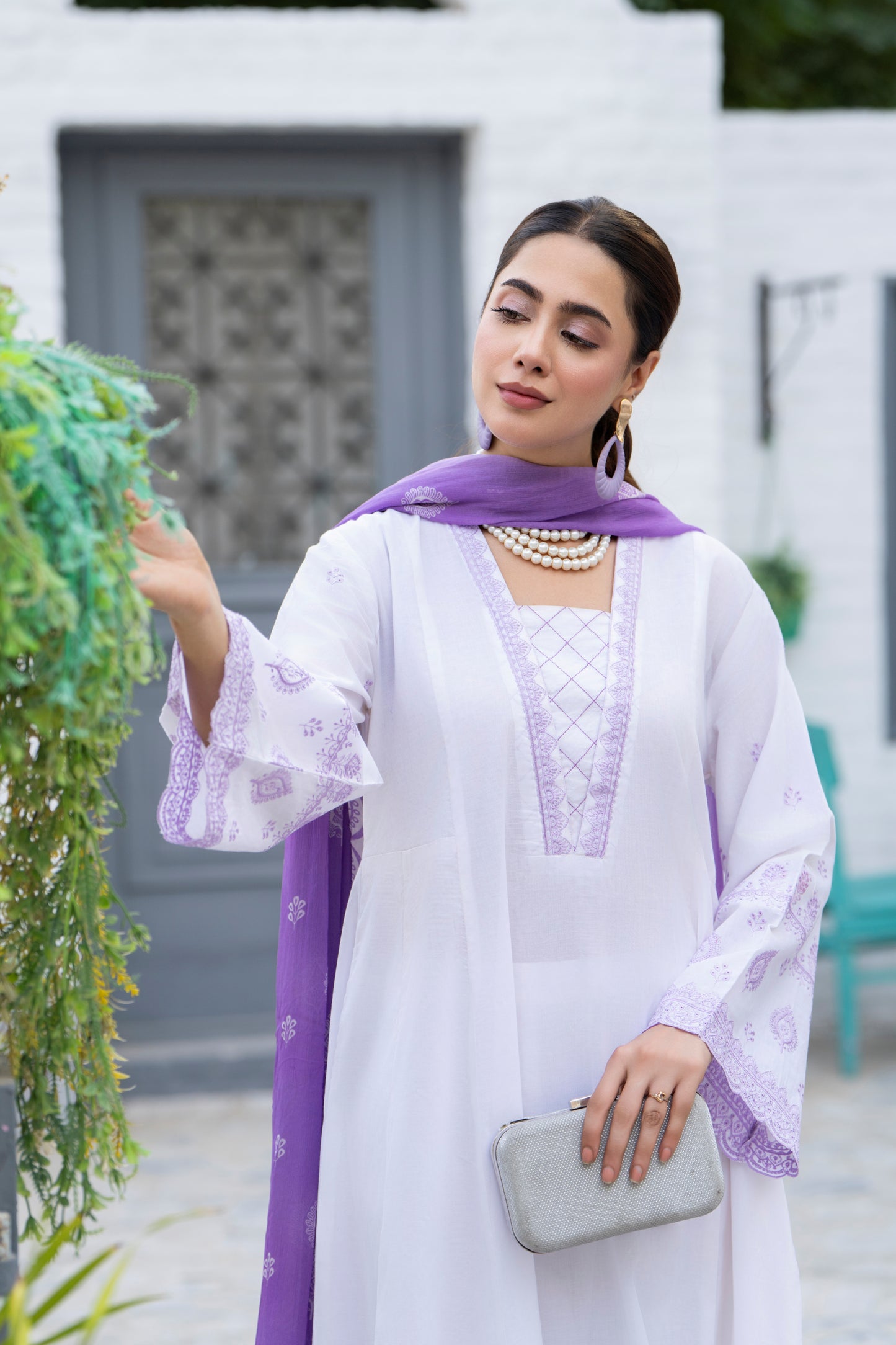 White 3-Piece Embroidered Frock | ZM-24