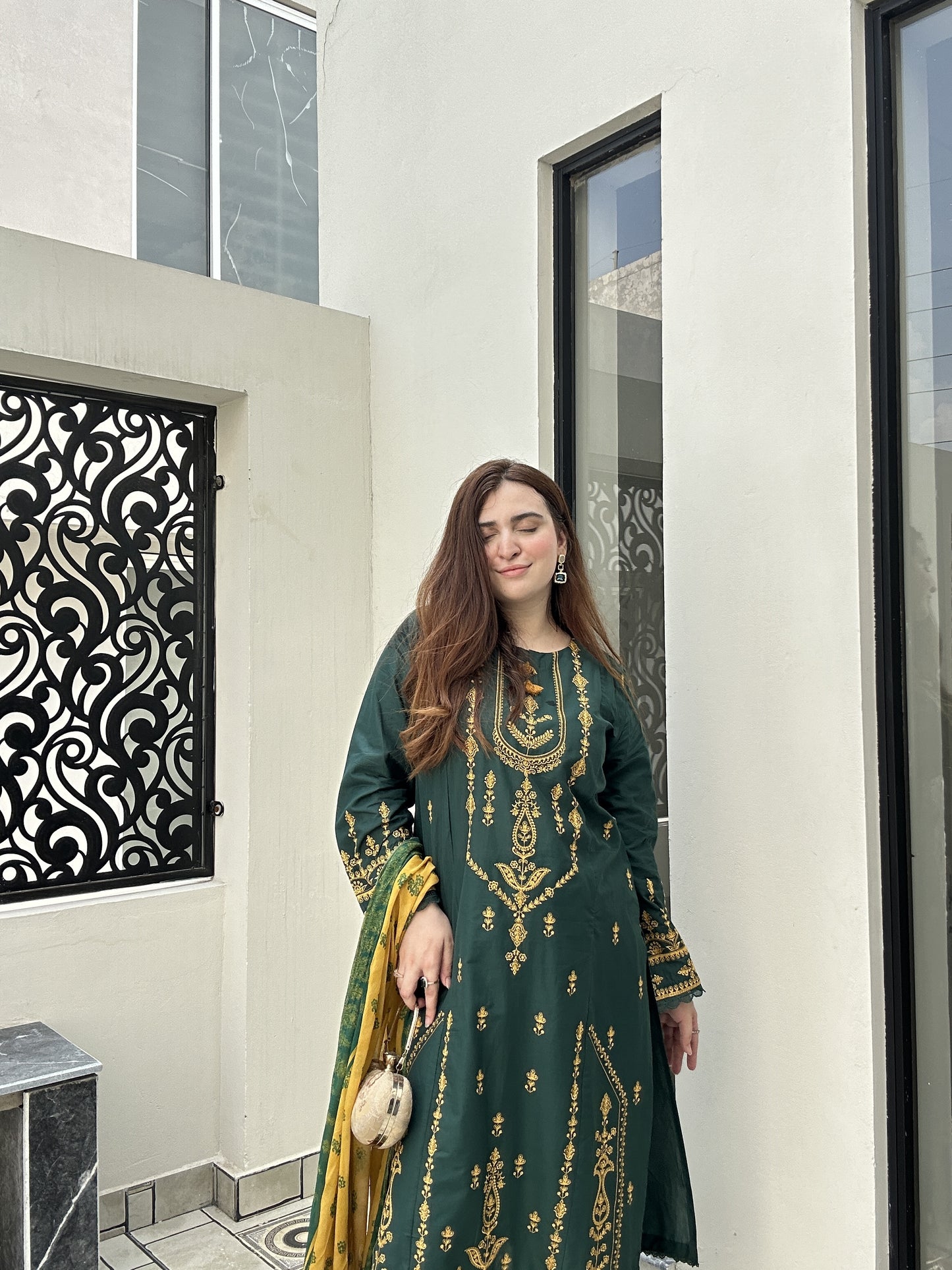 Dk Green 3-Piece Embroidered Lawn Suit | ZM-34