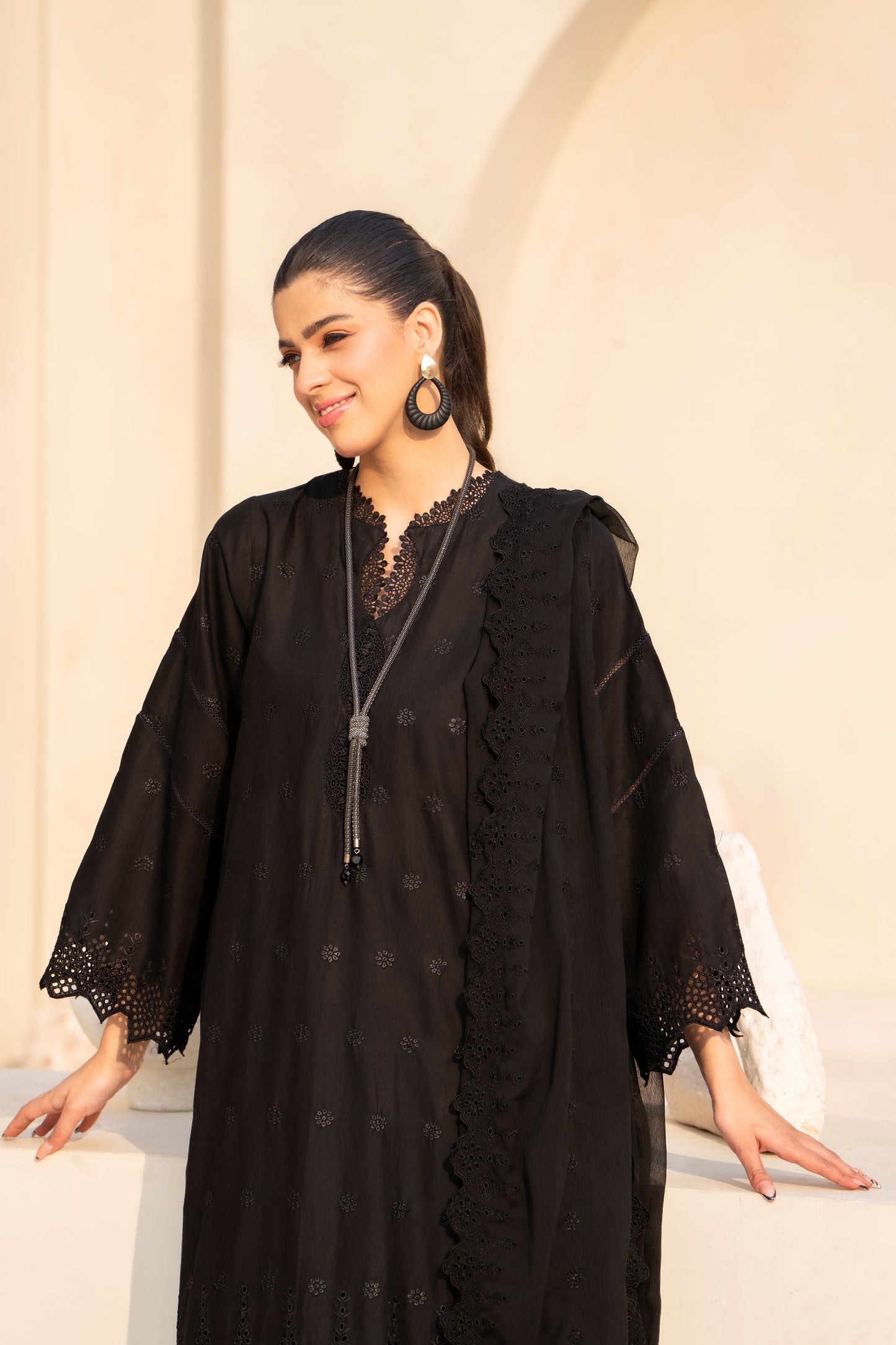 3 PIECE EMBROIDERED SUIT | ZM-08