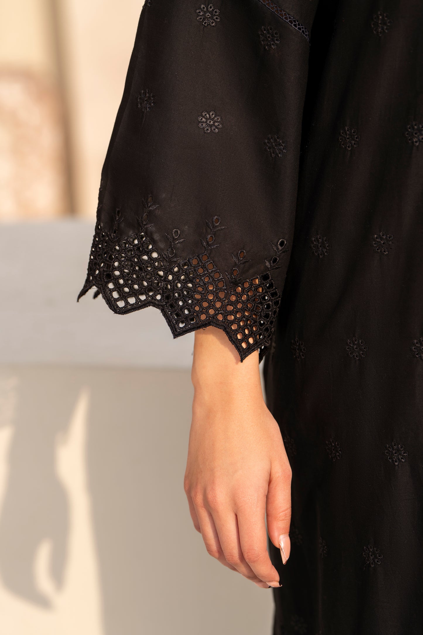 3 PIECE EMBROIDERED SUIT | ZM-08