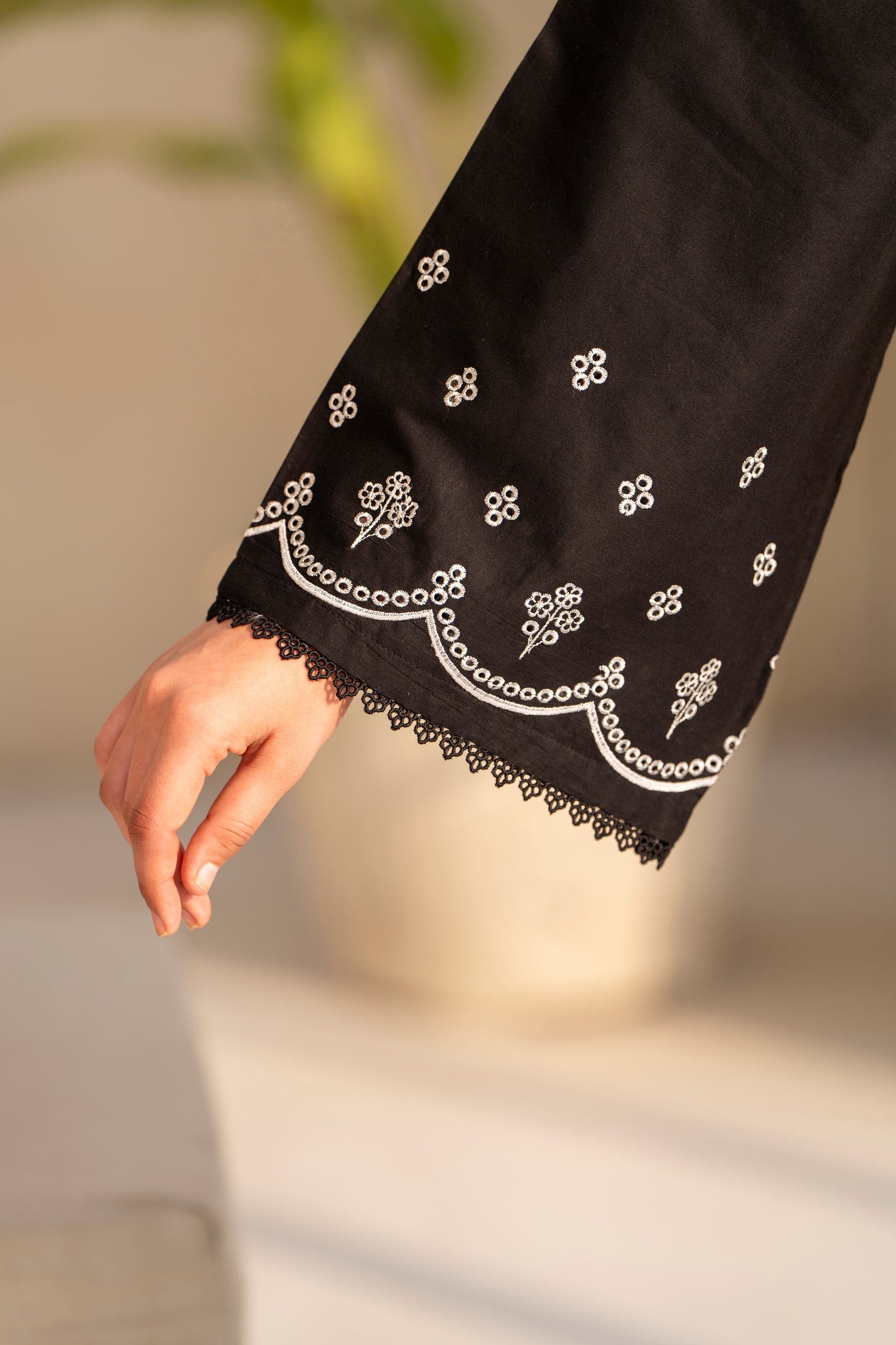 2 PIECE EMBROIDERED SUIT | ZM-17