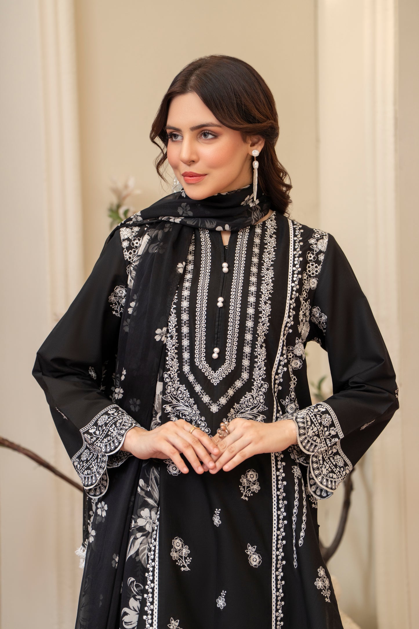 3 PIECE EMBROIDERED SUIT | ZM-14
