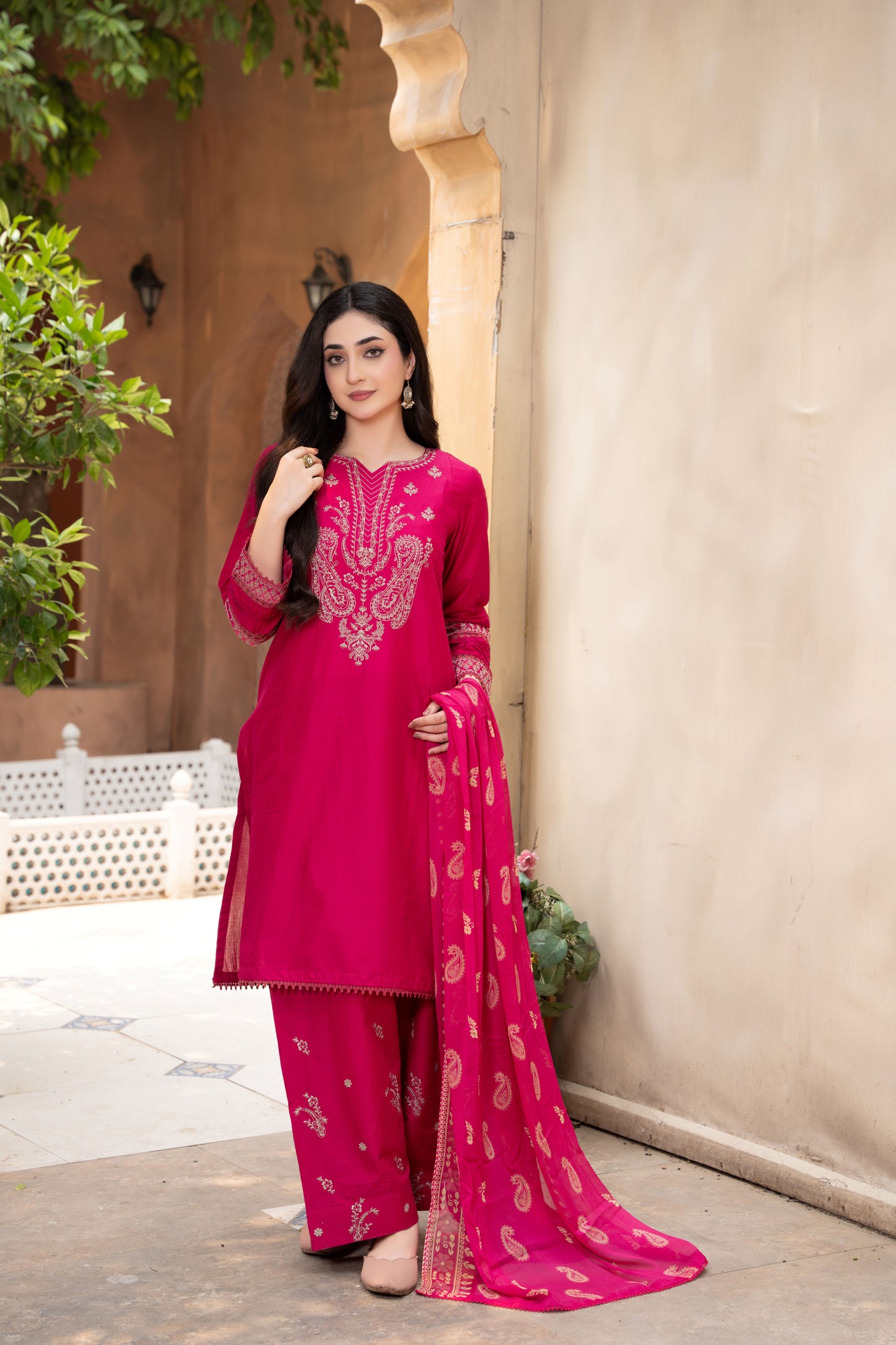 Blush Pink Embroidered 3-Piece Suit | ZM-83