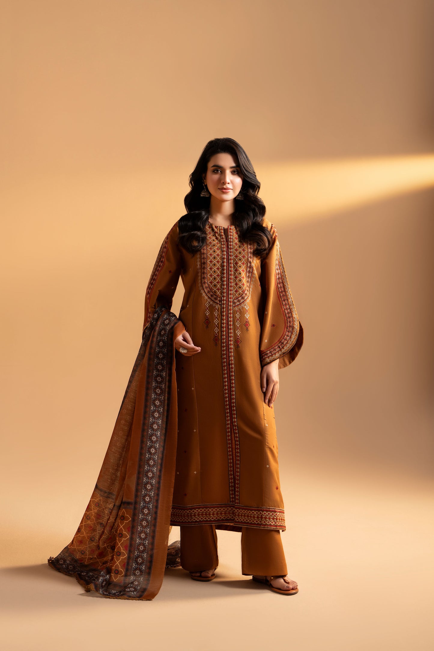 Khaak-e-Zameen Plain Khaddar 3-Piece Embroidered Suit | ZM-51