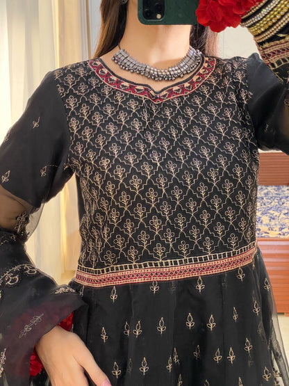 Black 3-Piece Luxury Pret Embroidered Organza Frock | ZM-21