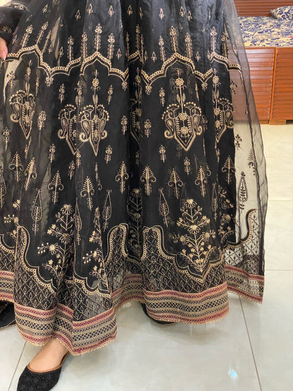 Black 3-Piece Luxury Pret Embroidered Organza Frock | ZM-21