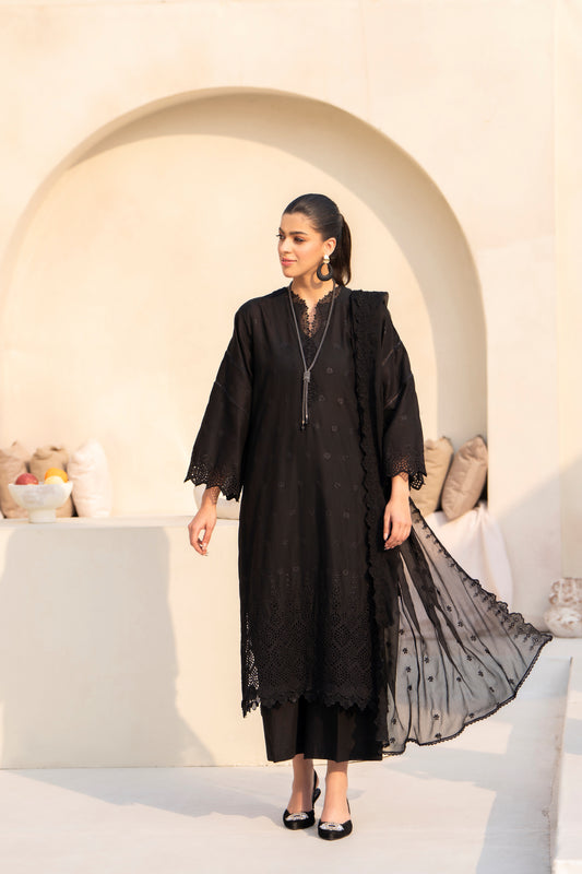 3 PIECE EMBROIDERED SUIT | ZM-08