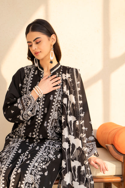 3 PIECE EMBROIDERED SUIT | ZM-06