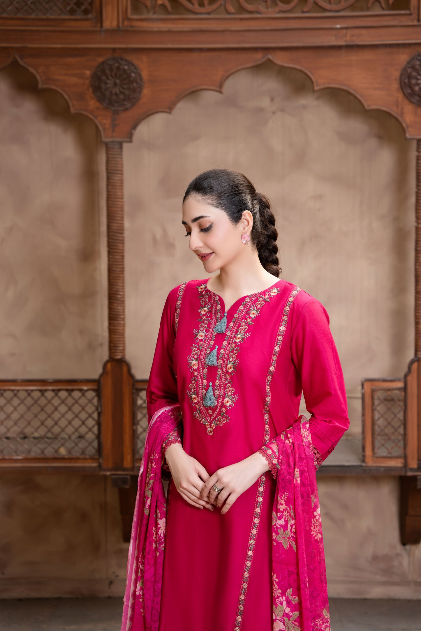 Shocking Pink Embroidered 3-Piece Suit | ZM-82