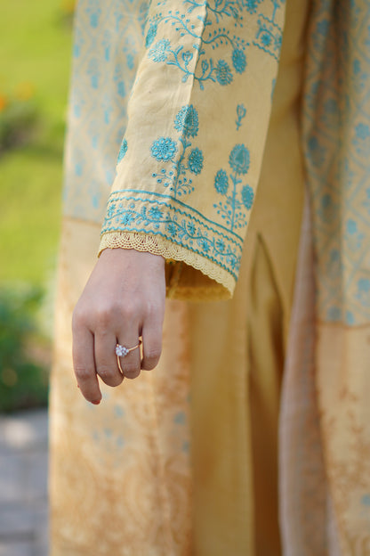 Prestige Light Yellow Khaddar 3-Piece Embroidered Suit | ZM-41