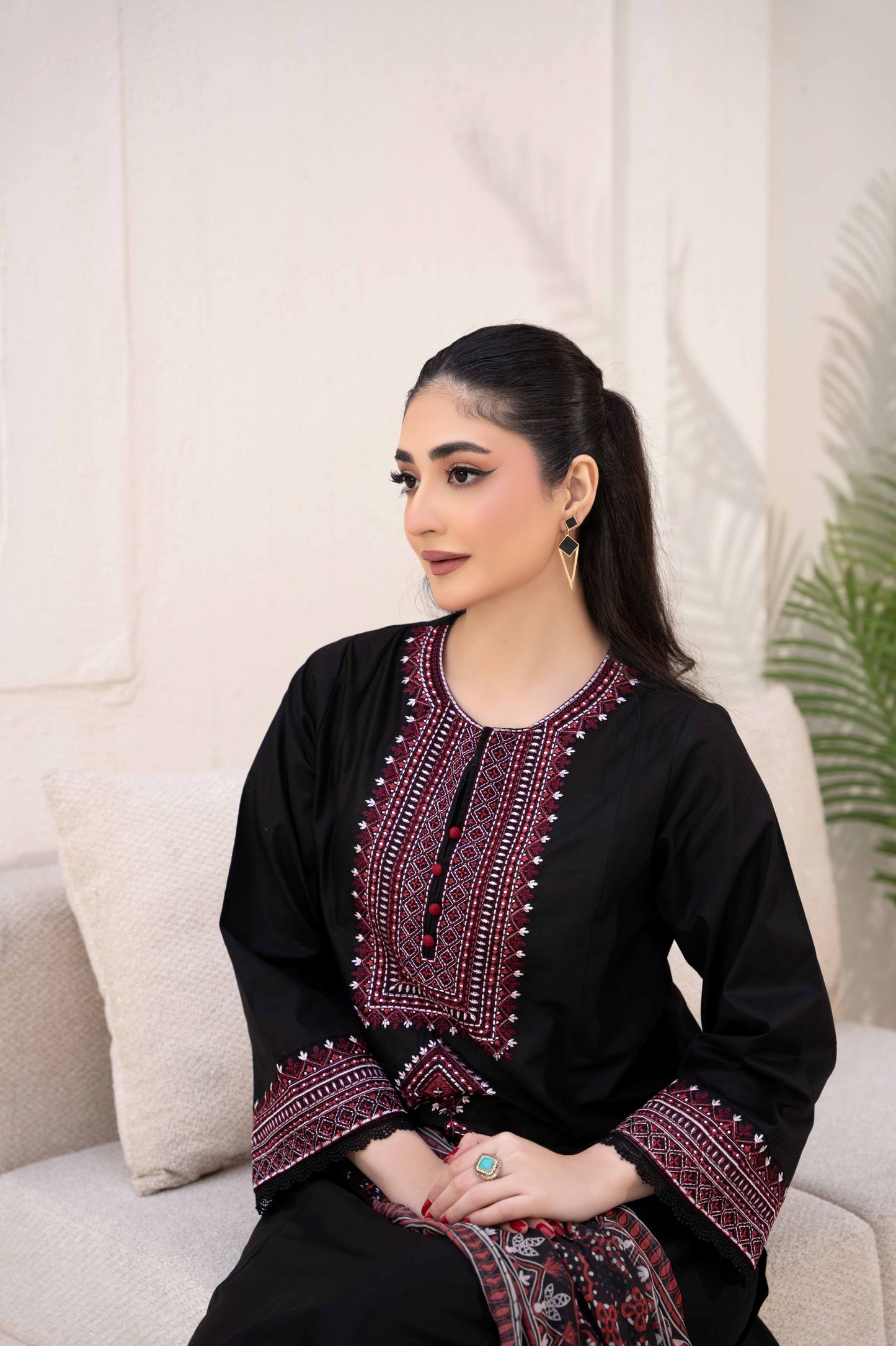 Noir Black Luxury Lawn Embroidered 3-Piece Suit | ZM-67