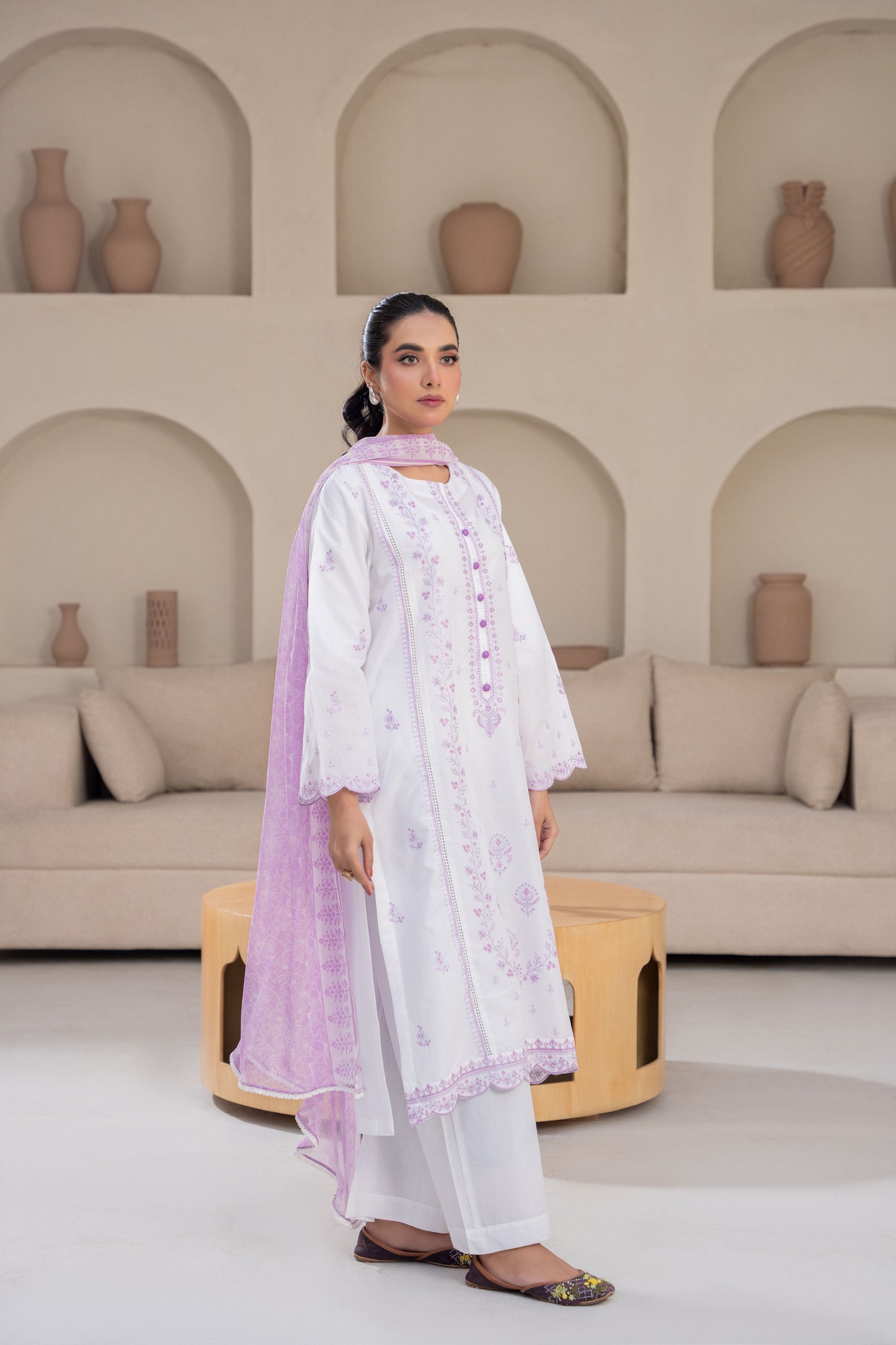 Safed Noor Embroidered 3-Piece Suit | ZM-60