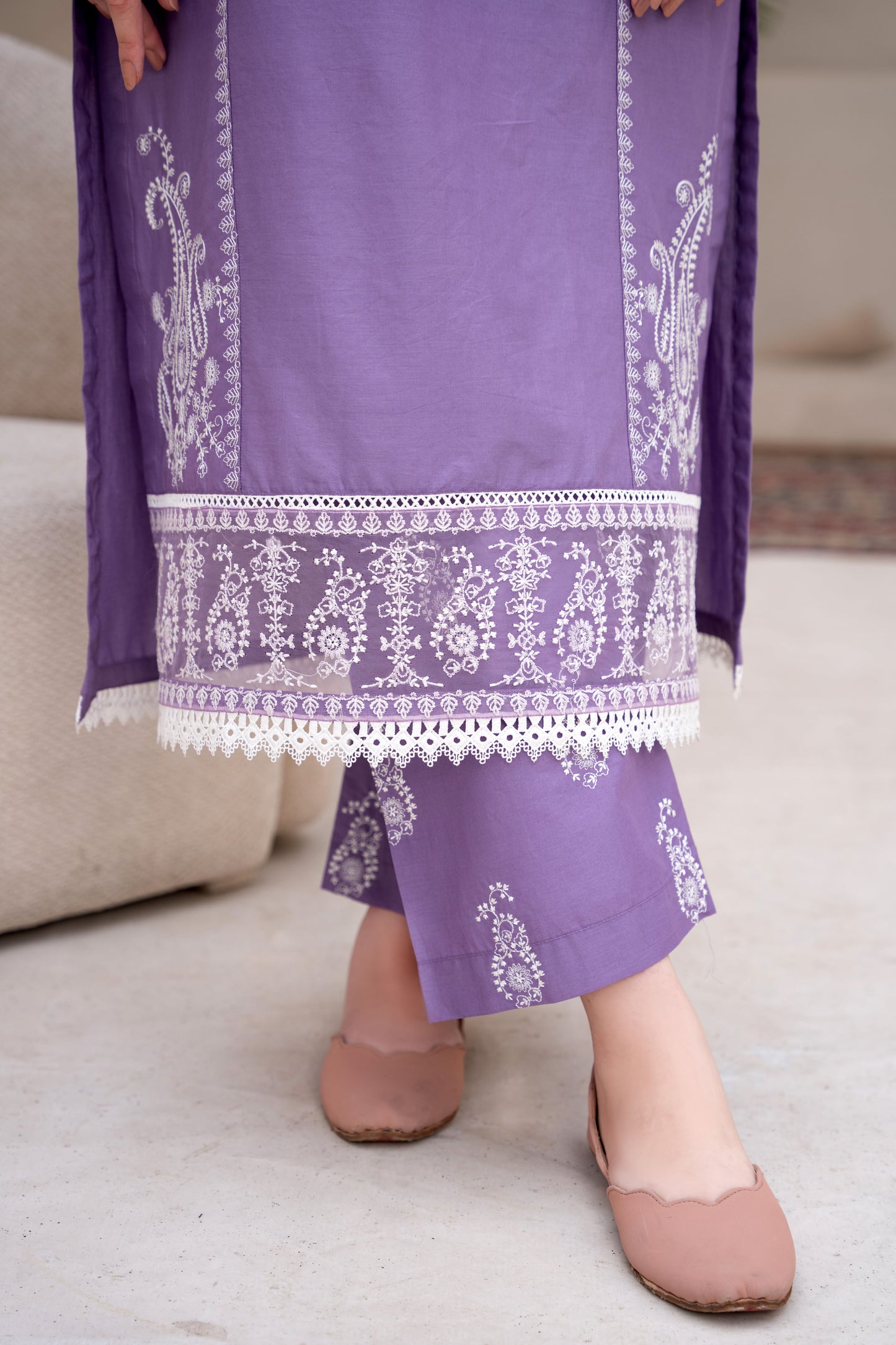 Twilight Purple Luxury Lawn Embroidered 3-Piece Suit | ZM-70