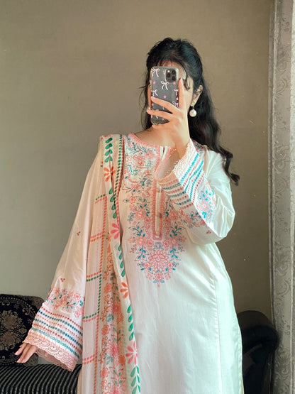 IVORY 3-Piece Embroidered Suit | ZM-26