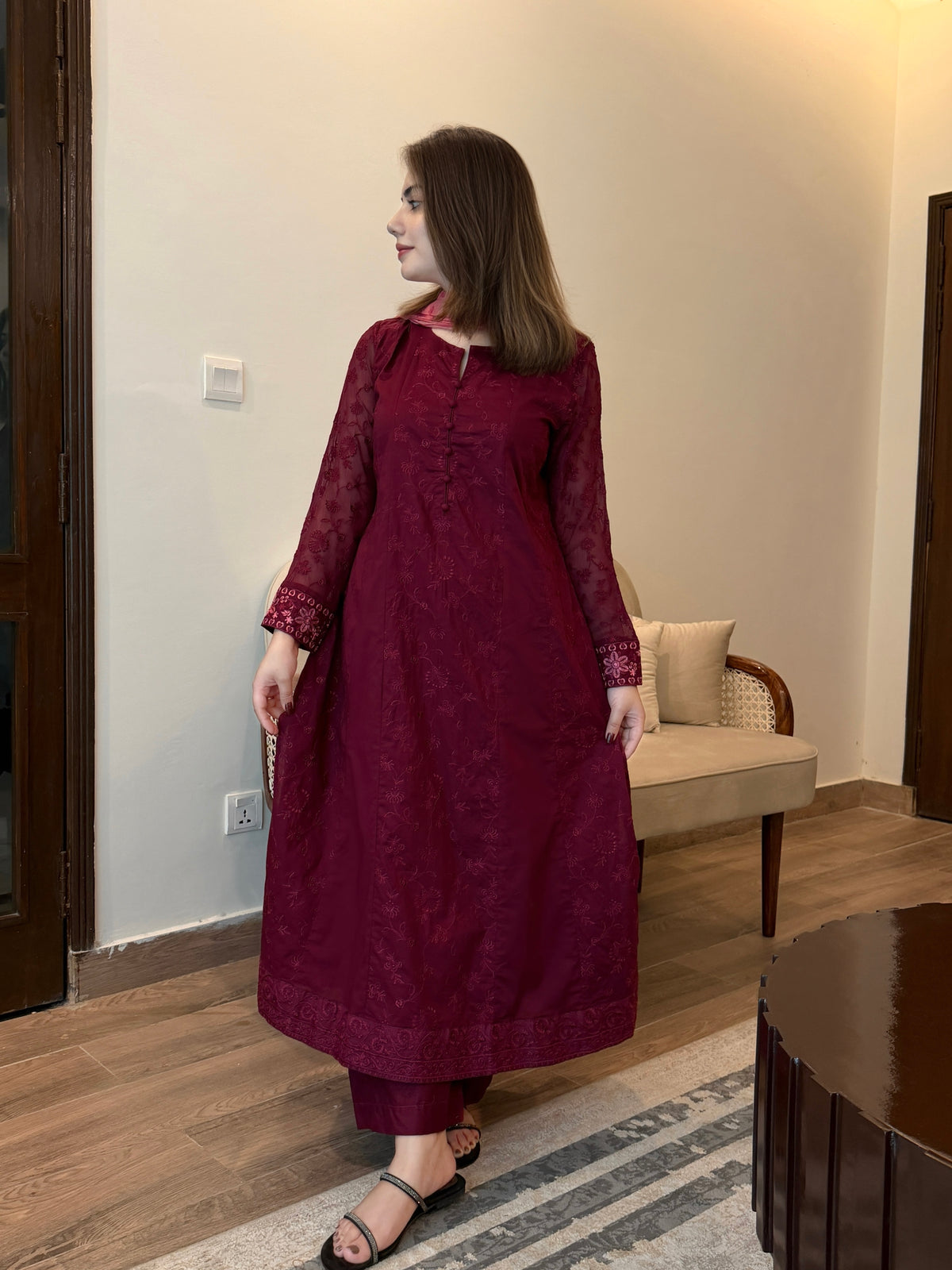 Burgundy Elegance Embroidered 3-Piece Suit | ZM-104
